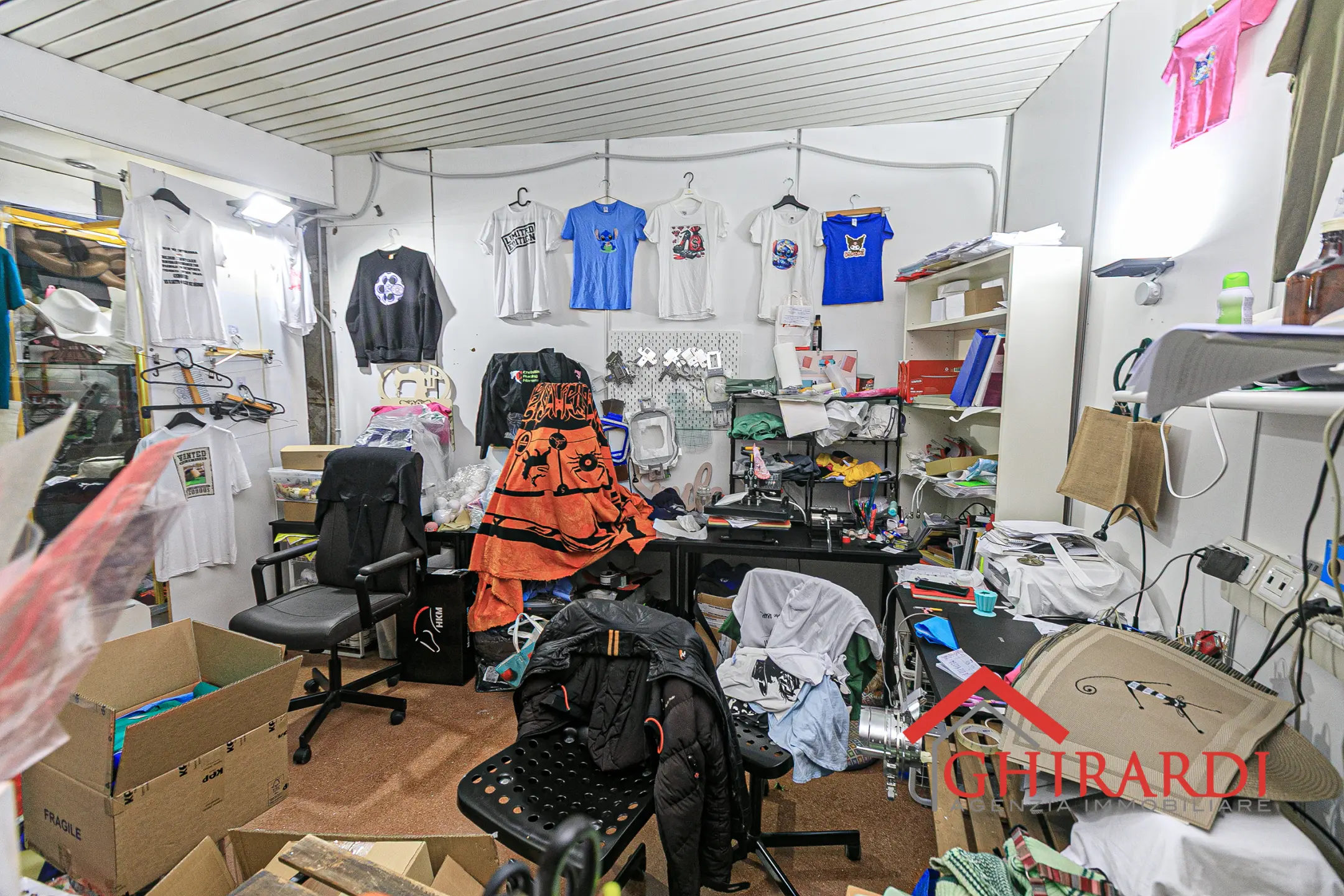 Immagine per Abbigliamento in vendita a Genova via Vico Campetto  3/5 R