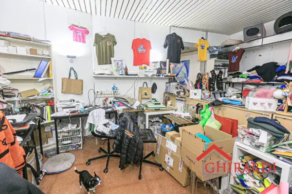 Abbigliamento via Vico Campetto 3/5 r, Genova