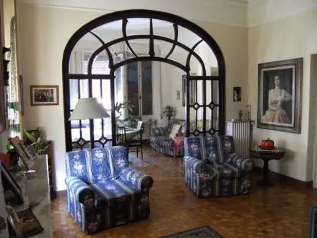 Villa Trifamiliare via Dante 101, Ventimiglia