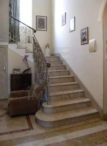 Villa Trifamiliare via Dante 101, Ventimiglia