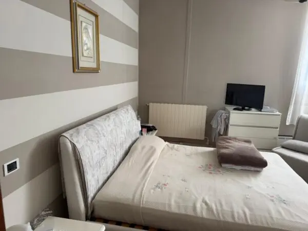 Villa Trifamiliare via Roma 1, Carrara