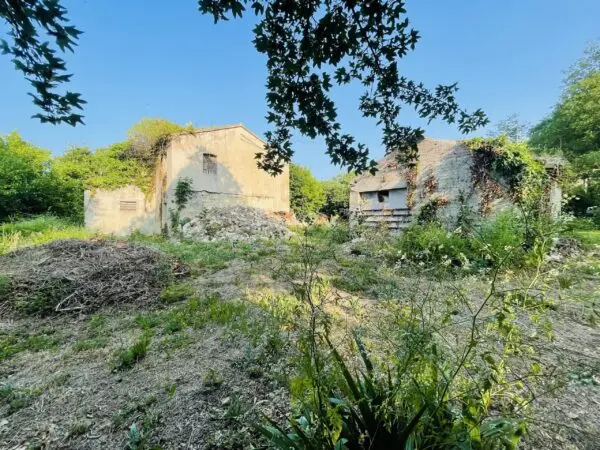 Rustico via Inferno, Camerano