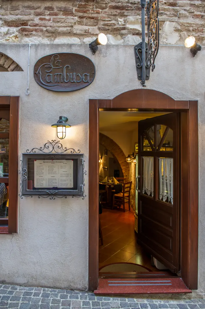 Immagine per Bar Ristorante in vendita a Sirolo via Enrico Cialdini