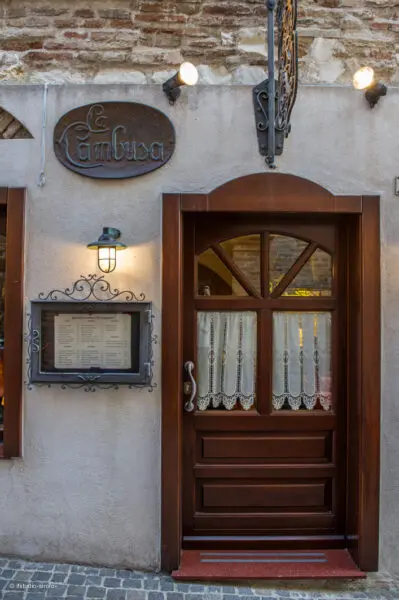 Bar Ristorante via Enrico Cialdini, Sirolo