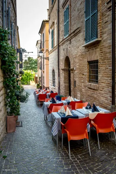 Bar Ristorante via Enrico Cialdini, Sirolo