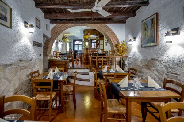 Bar Ristorante via Enrico Cialdini, Sirolo