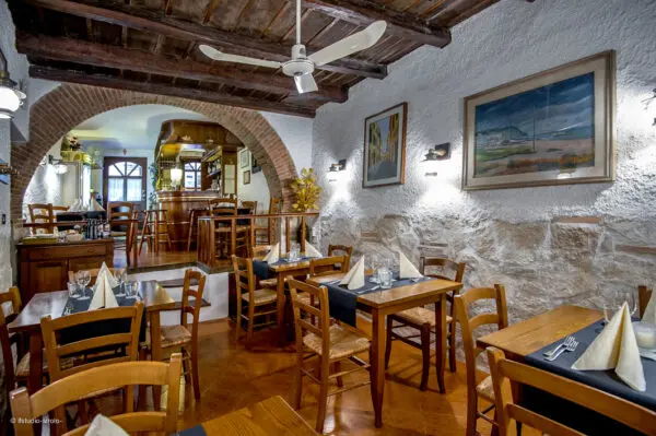 Bar Ristorante via Enrico Cialdini, Sirolo