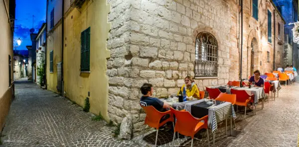 Bar Ristorante via Enrico Cialdini, Sirolo