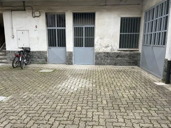 Magazzino via Ravenna, Torino