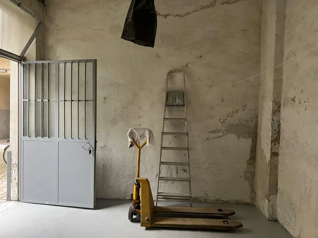 Immagine per Magazzino in vendita a Torino Via ravenna 3