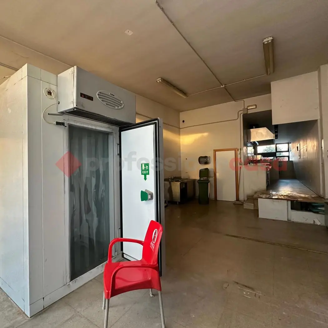 Immagine per Negozio in vendita a Arezzo via Don Luigi Sturzo