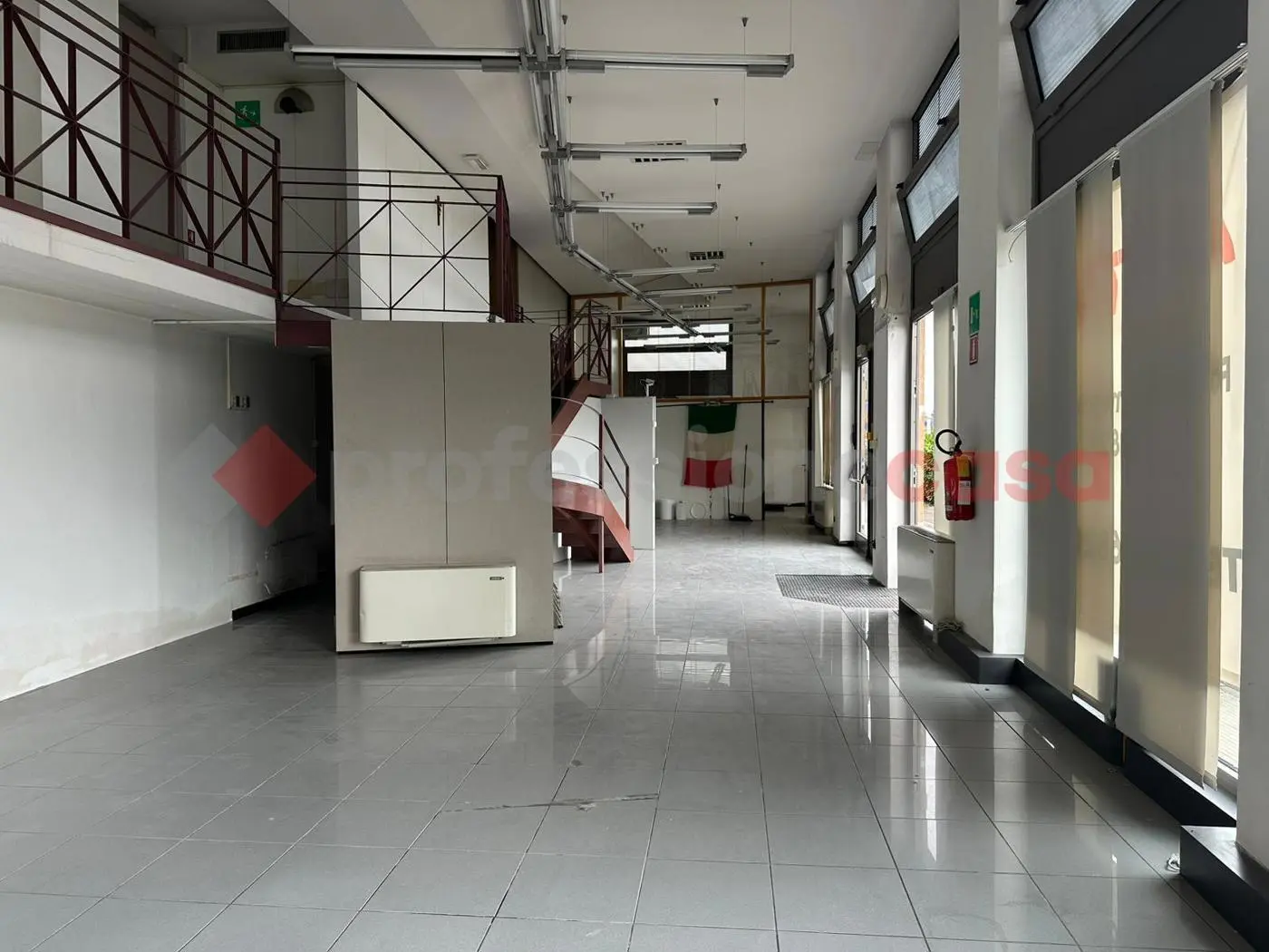 Immagine per Negozio in affitto a Arezzo viale Santa Margherita