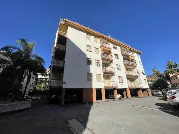 Appartamento strada San Martino 126, Sanremo