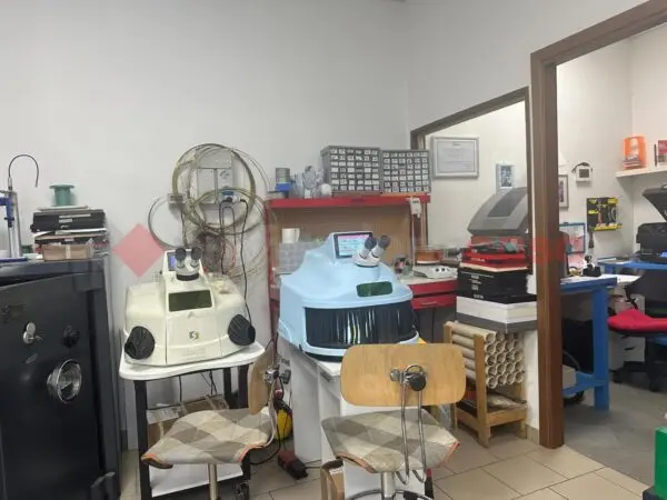 Laboratorio via Arturo Chiari, Arezzo