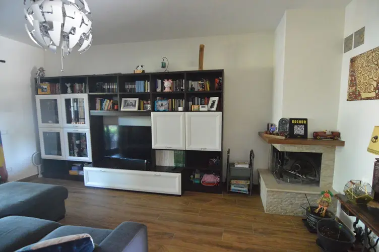 Immagine per Villa bifamiliare in vendita a Guidonia Montecelio via Delle Montagne Rocciose 40
