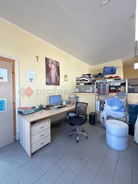 Laboratorio via Giulio Pastore, Arezzo