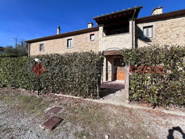 Appartamento via Rodolfo Morandi, Civitella In Val Di Chiana