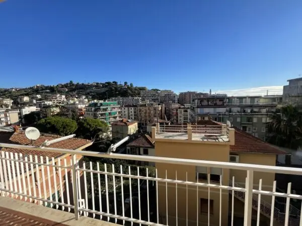 Appartamento via Franco Norero 40, Sanremo