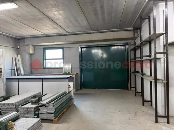 Immagine per Magazzino in affitto a Arezzo