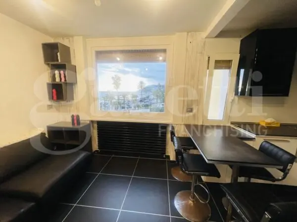 Appartamento via Giardini Vittorio Veneto 56, Sanremo