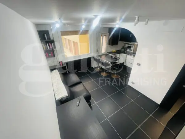 Appartamento via Giardini Vittorio Veneto 56, Sanremo
