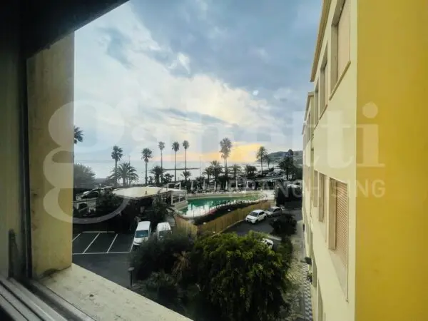 Appartamento via Giardini Vittorio Veneto 56, Sanremo