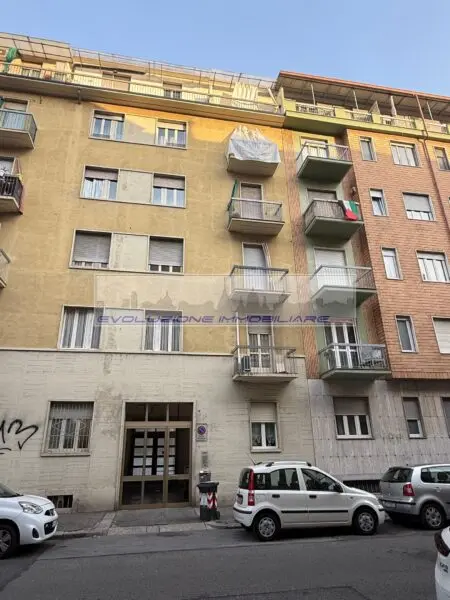 Bilocale via Baveno 18, Parella, Torino