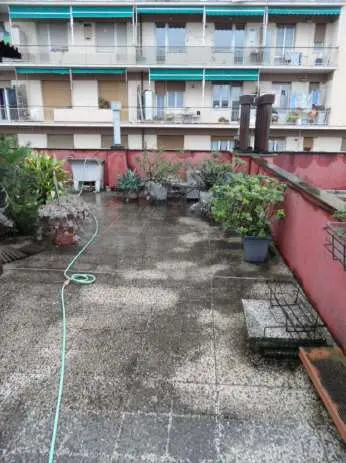 Immagine per Appartamento in asta a Genova via Ristori 10