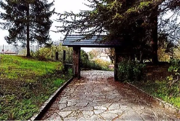 Villa via Carlo Garrè, Savignone