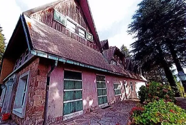 Villa via Carlo Garrè, Savignone