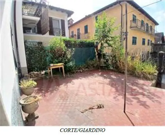 Appartamento via Al Castello 12, Calizzano