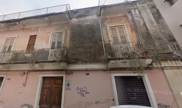 Appartamento via Caronda 31, Acireale