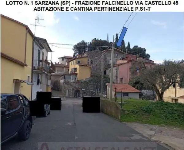 Appartamento via Castello 45, Sarzana