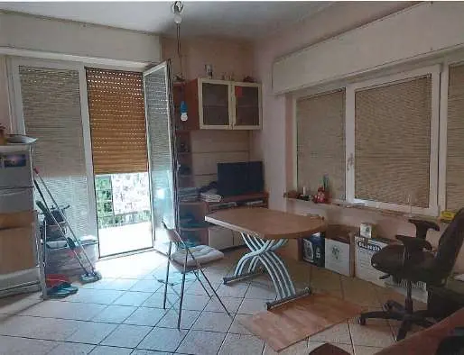 Appartamento piazza Camillo Sbarbaro 16, Spotorno