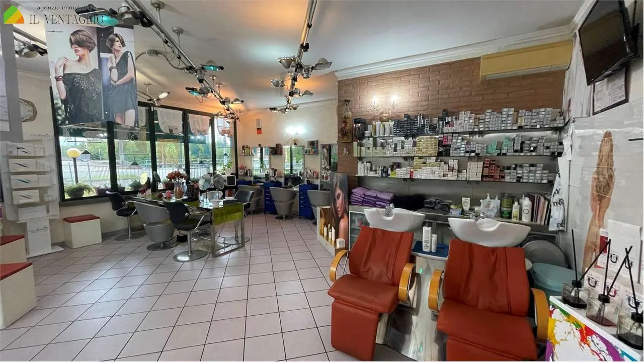 Immagine per Negozio in affitto a Casalgrande