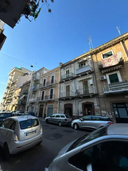 Capannone via Francesco Petrelli 17, Bari