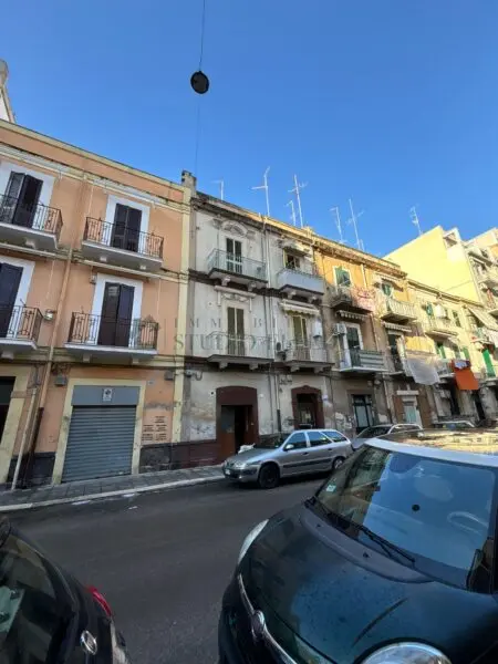 Capannone via Francesco Petrelli 17, Bari