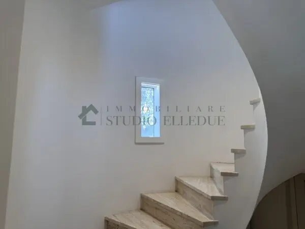 Villa via Fanelli 230 g, Bari