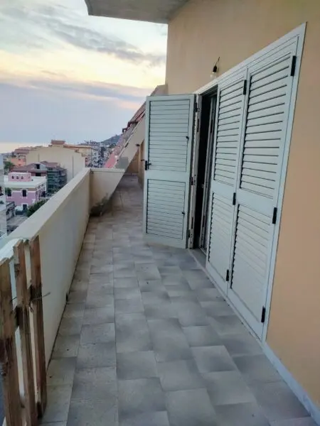 Mansarda via Monte Cucco, Bova Marina
