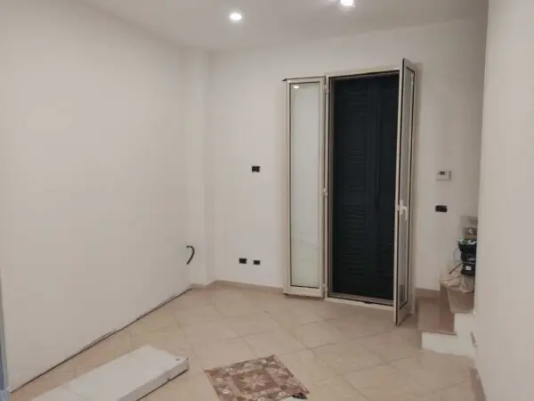 Monolocale via Cesare Beccaria 93, Mola Di Bari