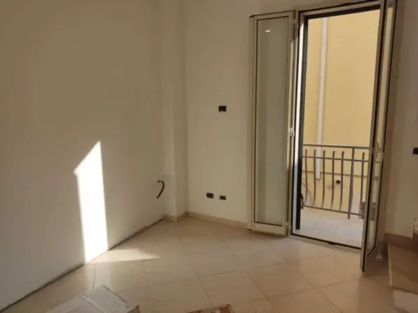 Monolocale via Cesare Beccaria 93, Mola Di Bari