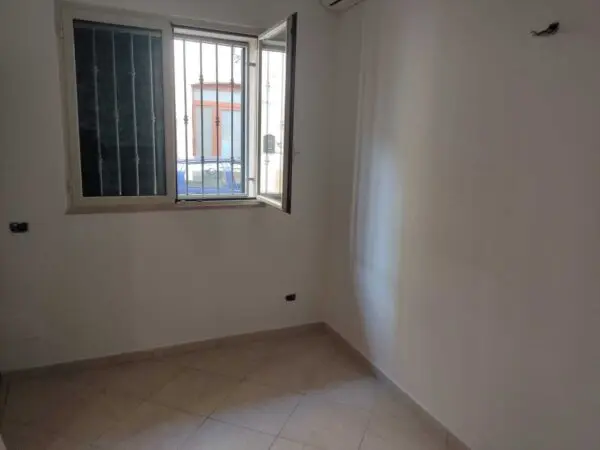 Monolocale via Cesare Beccaria 93, Mola Di Bari