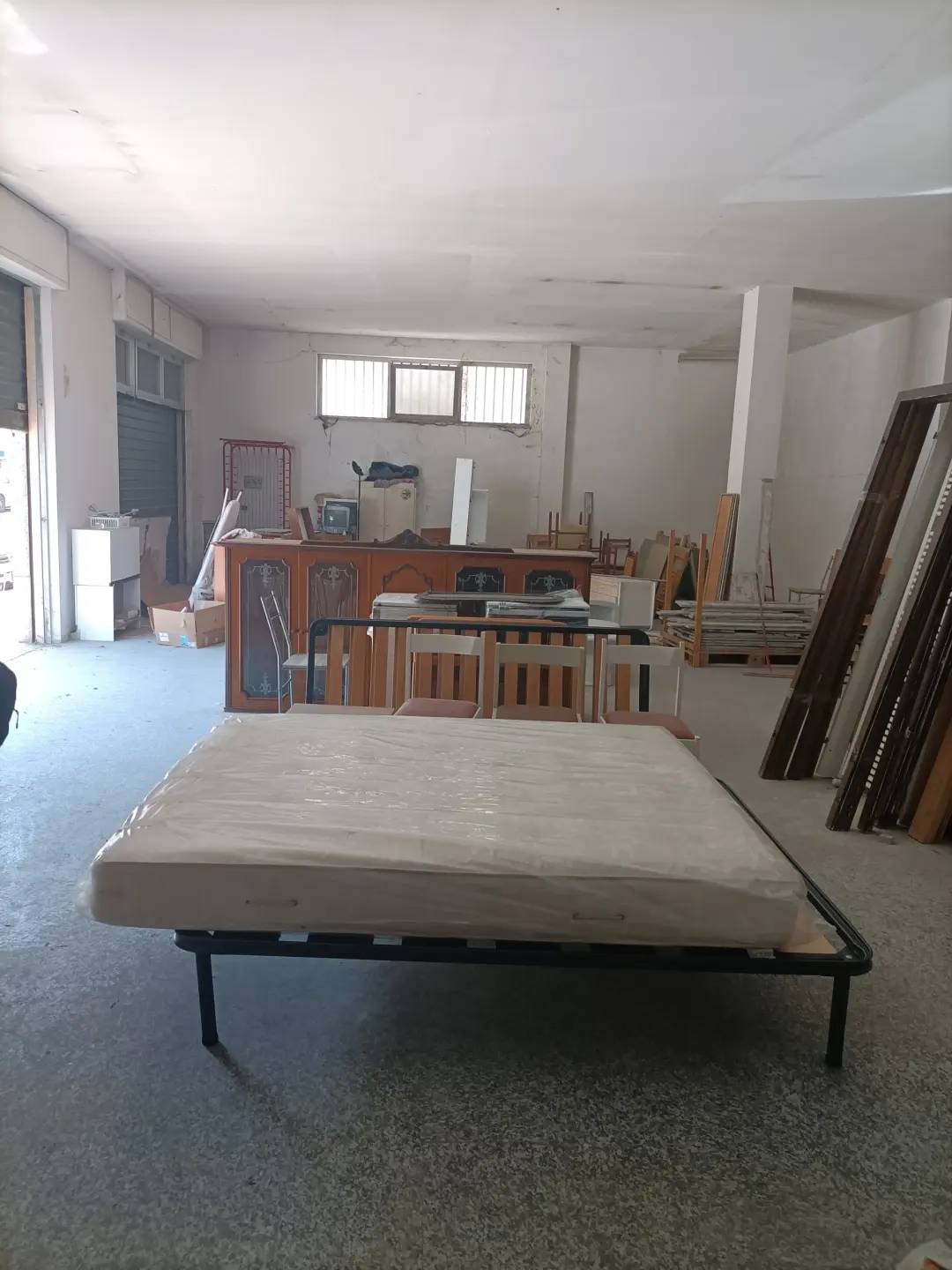 Immagine per Locale commerciale in vendita a Alba Adriatica via Teano