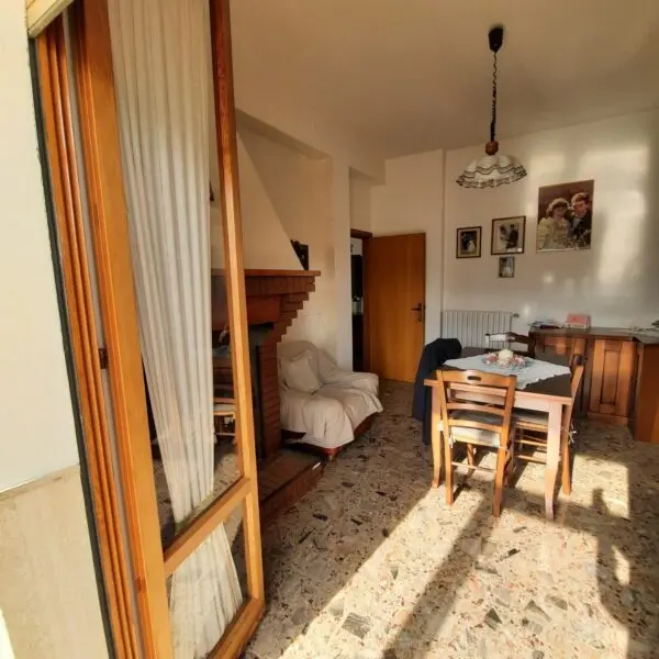 Villa Trifamiliare via Contrada Case Rosse, Ripatransone