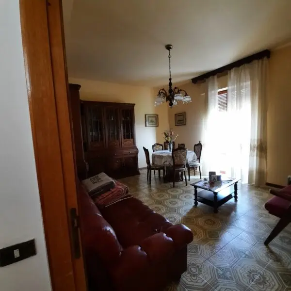 Villa Trifamiliare via Contrada Case Rosse, Ripatransone