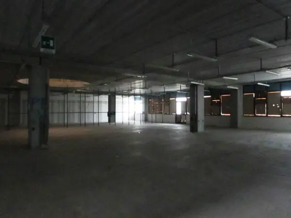 Capannone via Luigi Einudi, Civitanova Marche