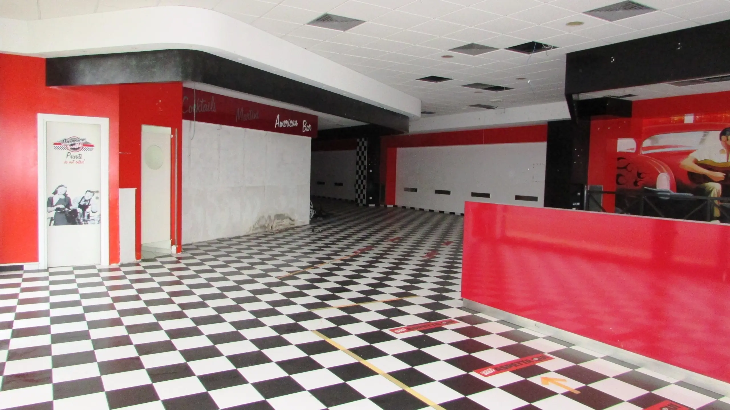 Immagine per Locale commerciale in vendita a Civitanova Marche via Einaudi