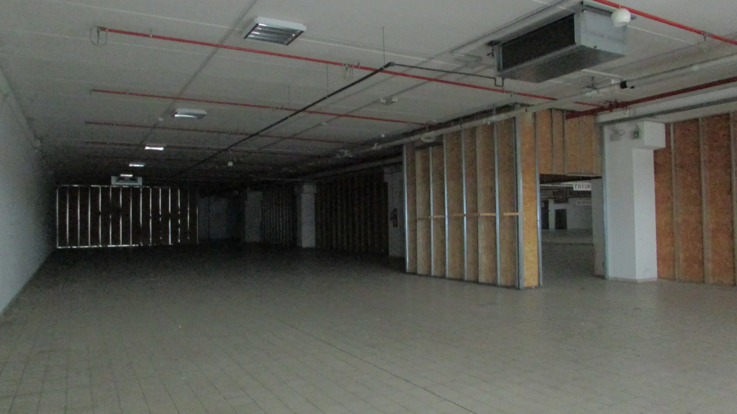 Immagine per Locale commerciale in vendita a Civitanova Marche via Einaudi