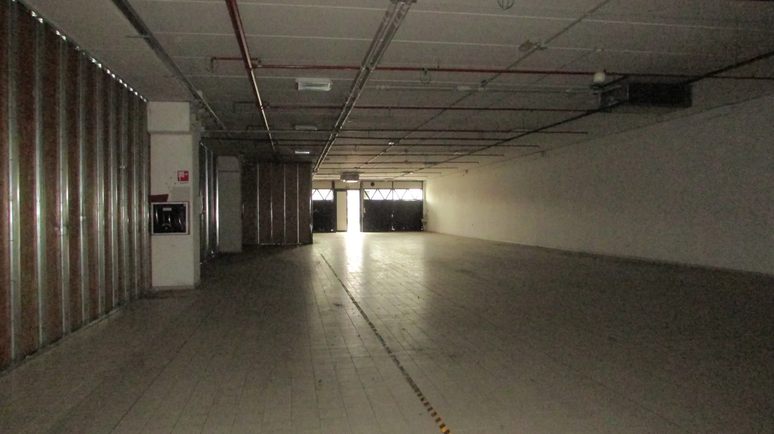 Immagine per Locale commerciale in vendita a Civitanova Marche via Einaudi