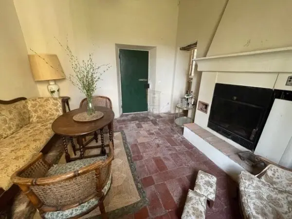 Villa via Di Nozzano 425, Lucca